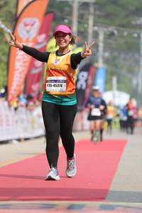 BIB: 1195, 45374
                            <button type="button" onclick="openModal(8237722)" class="btn btn-primary btn-sm float-right btn-popup" data-toggle="modal" data-target=".modal-high-quality">
                        <i class="fas fa-shopping-cart"></i> Add to Cart
                    </button>
                                            <button type="button" onclick="isThisMe(8237722, true)" class="btn btn-success btn-sm float-right btn-popup btn-isme hidden" data-toggle="tooltip" data-placement="bottom" title="นี่คือรูปของคุณใช่ไหม คลิกที่นี่เพื่อเอาเข้าอัลบั้ม">
                        <i class="fas fa-plus"></i> Add to album
                    </button>
                    <button type="button" onclick="isThisMe(8237722, false)" class="btn btn-warning btn-sm float-right btn-popup btn-isnotme hidden">
                        <i class="fas fa-ban"></i> Remove from album
                    </button>